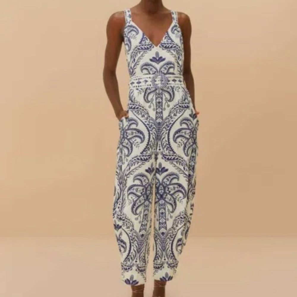 FARM Rio | NWT | Tropical Cameo Lenzing Euroflax Jumpsuit | XS